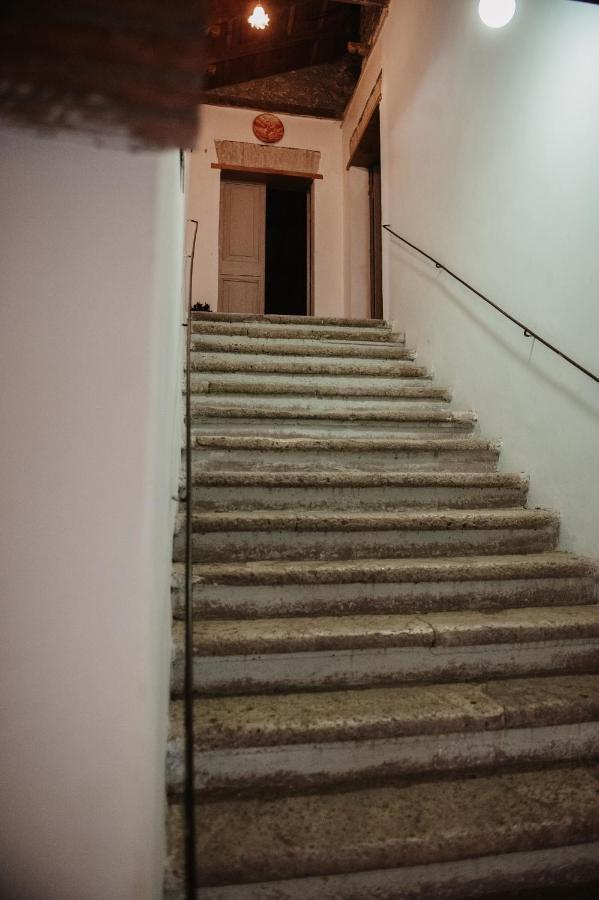 فندق Palazzetto Pergi Tolfa المظهر الخارجي الصورة