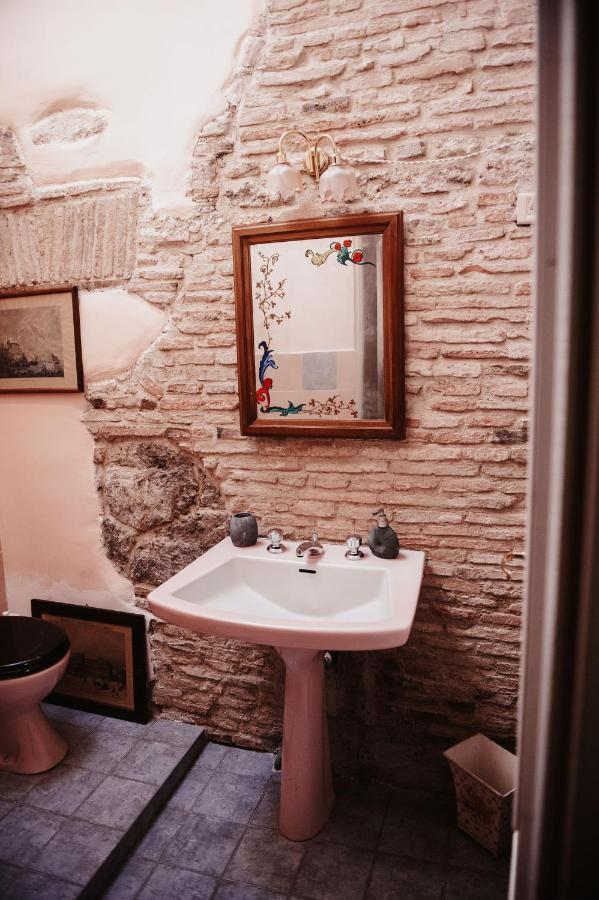 فندق Palazzetto Pergi Tolfa المظهر الخارجي الصورة